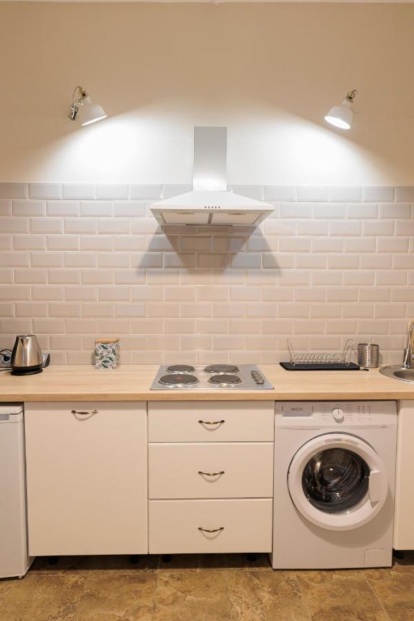 Cozy Apartment In The Historical City Center Timişoara Exteriör bild